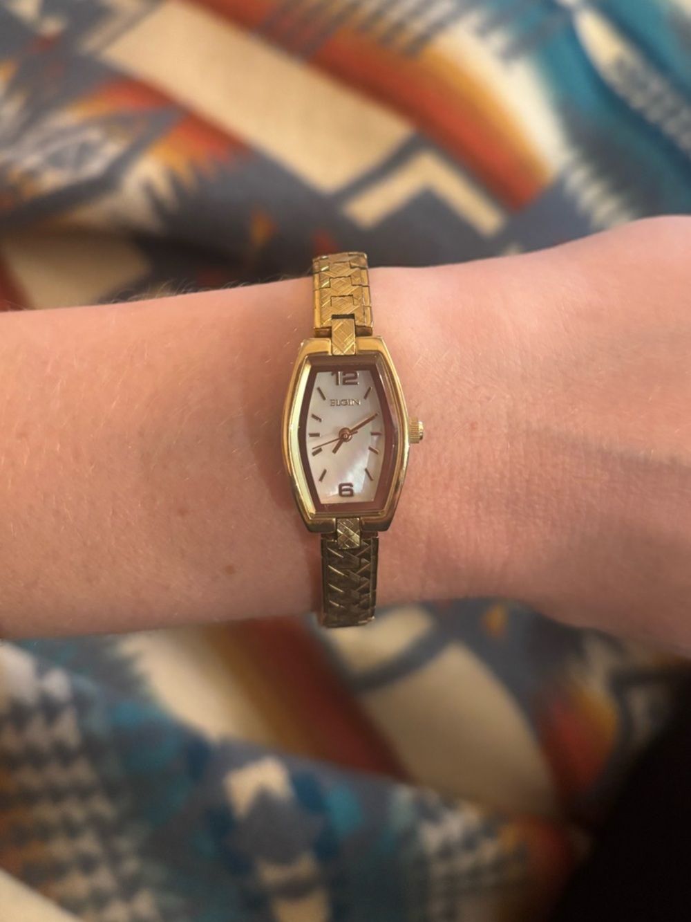 Elgin lady Elgin watch with mother of pearl dial